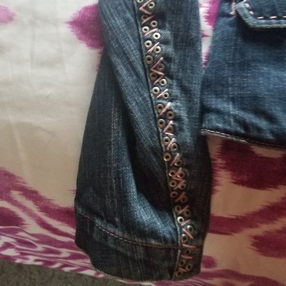 Never Worn Parasuco Pink Studded Jean Jacket - Picture 5 of 7
